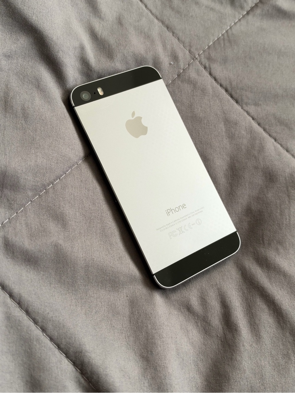 Apple iPhone 5S Space Gray